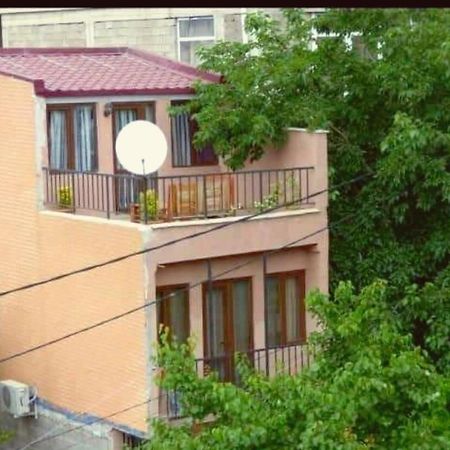 Cozy Home Tbilisi Esterno foto