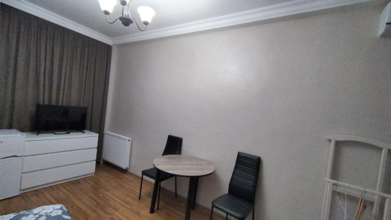 Cozy Home Tbilisi Esterno foto