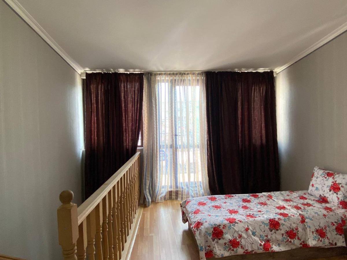 Cozy Home Tbilisi Esterno foto