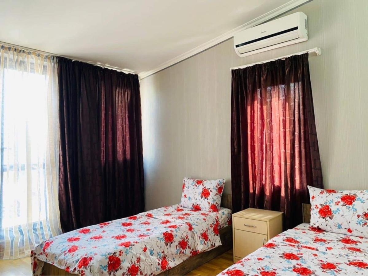 Cozy Home Tbilisi Esterno foto