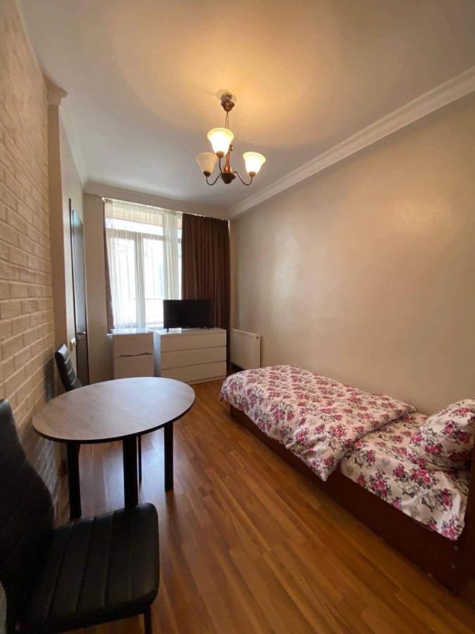 Cozy Home Tbilisi Esterno foto